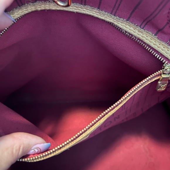 AUTHENTIC LOUIS VUITTON • Large Neverfull Tote & Pochette Patina Monogram Bag • - Picture 7 of 16